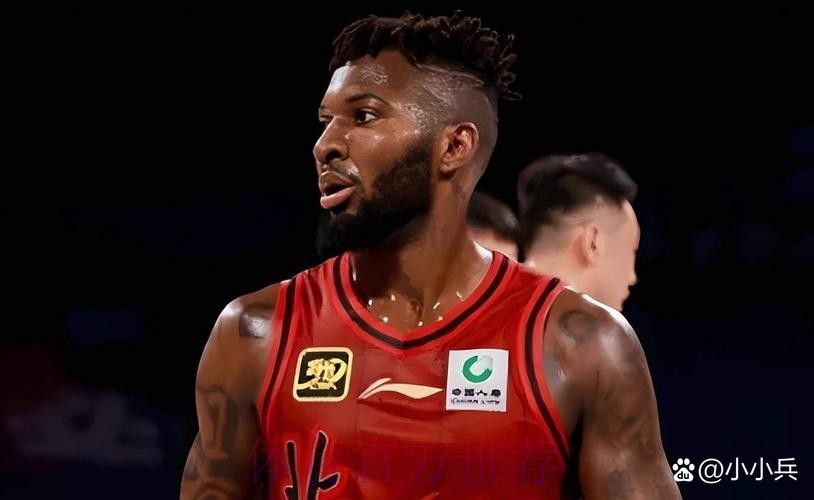 陈盈骏全场出战31分钟,9中6得到17分4板4助攻1抢断 陈盈骏全场出战31分钟,9中6得到17分4板4助攻1抢断