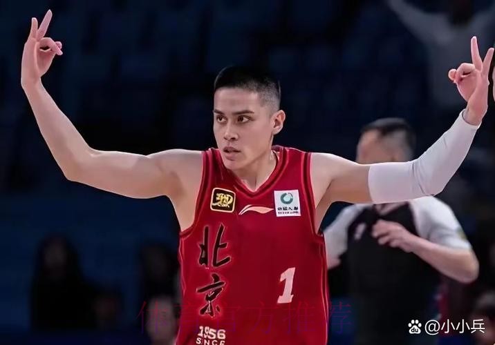 陈盈骏全场出战31分钟,9中6得到17分4板4助攻1抢断 陈盈骏全场出战31分钟,9中6得到17分4板4助攻1抢断